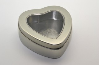 Hobby-bádog nagy szív ablakos 9*9 cm