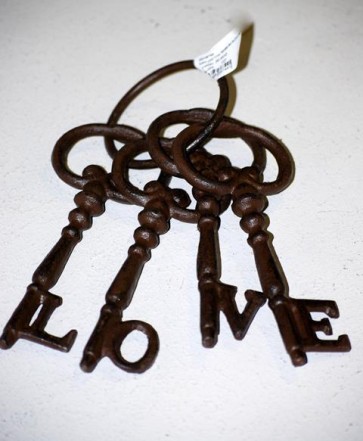 Kulcs szett Love felirattal fém 6x22cm barna