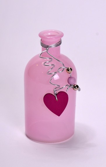 Üveg palack szív dekorációval 6x6x13cm rózsaszín