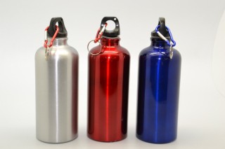 Kulacs, fém, 500 ml karabínerrel 4f.