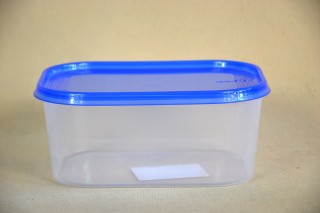 ételtároló doboz 1400ml 190*139*79mm víztiszta, kék tetõvel