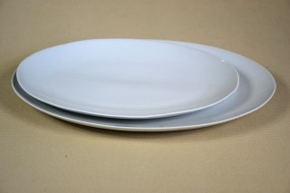 Porcelán tányér ovális, 30*20cm