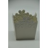 Kaspó nyomott virág mintával szögletes virágszélû bádog 11x11x11 cm szürke